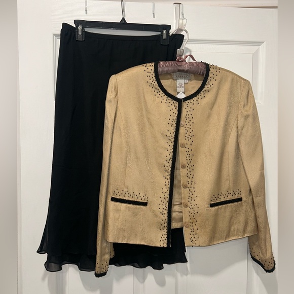 Adrianna Papell Women’s Skirt & Suit Jacket Set 100% Silk Business Size 12 - Picture 1 of 6